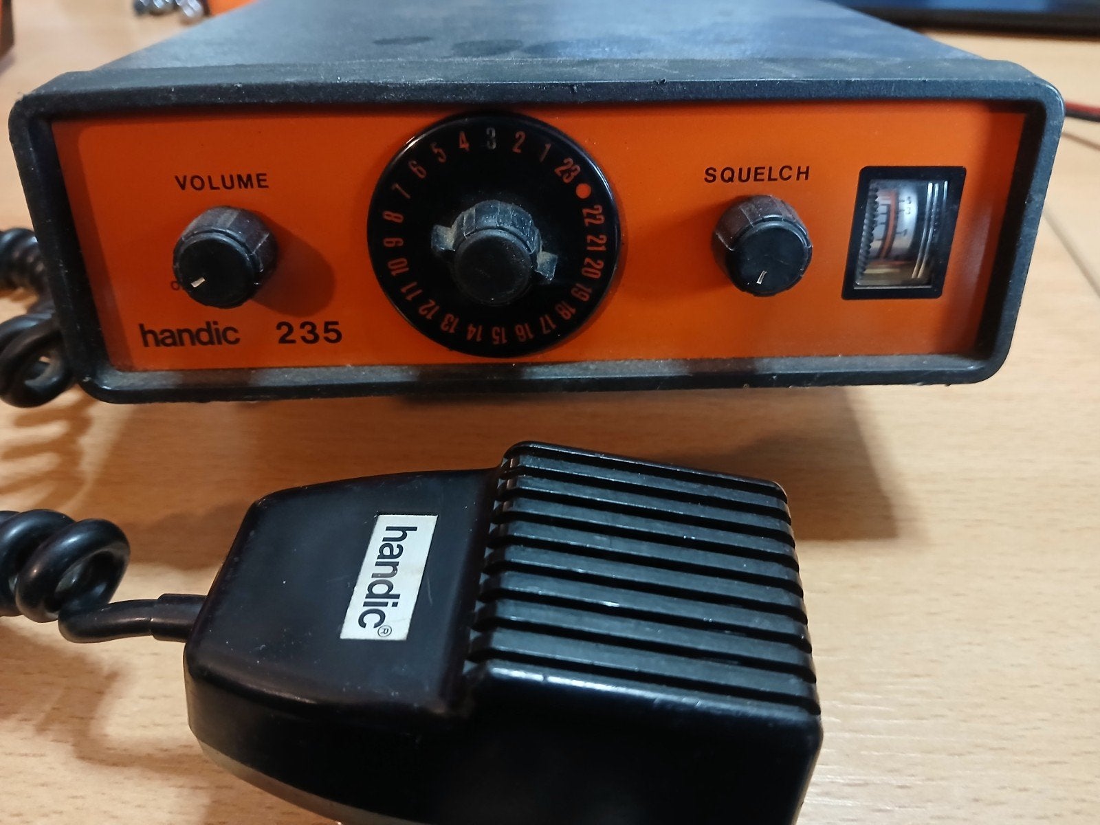 Handic 235 CB-radio met microfoon - Werking onbekend, Ophalen of Verzenden