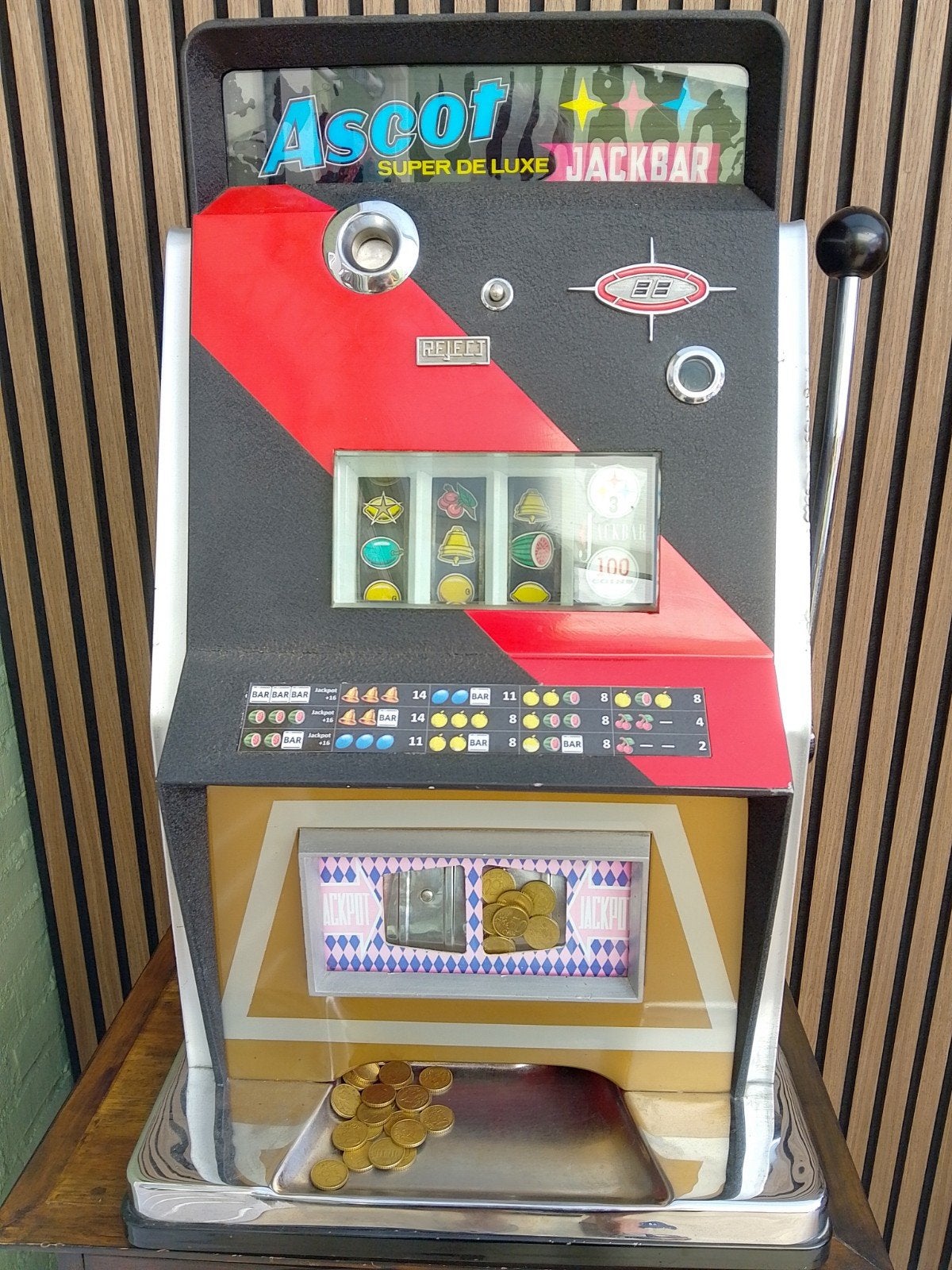 Eenarmige bandiet van het Italiaanse merk Ascot, Verzamelen, Automaten | Gokkasten en Fruitautomaten, Euro, Ophalen, Gebruikt