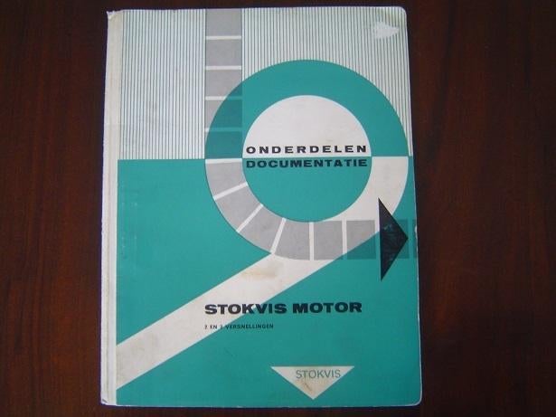 Stokvis motor met 2 en 3 versnellingen 1963  onderdelen boek, Fietsen en Brommers, Handleidingen en Instructieboekjes, Ophalen of Verzenden