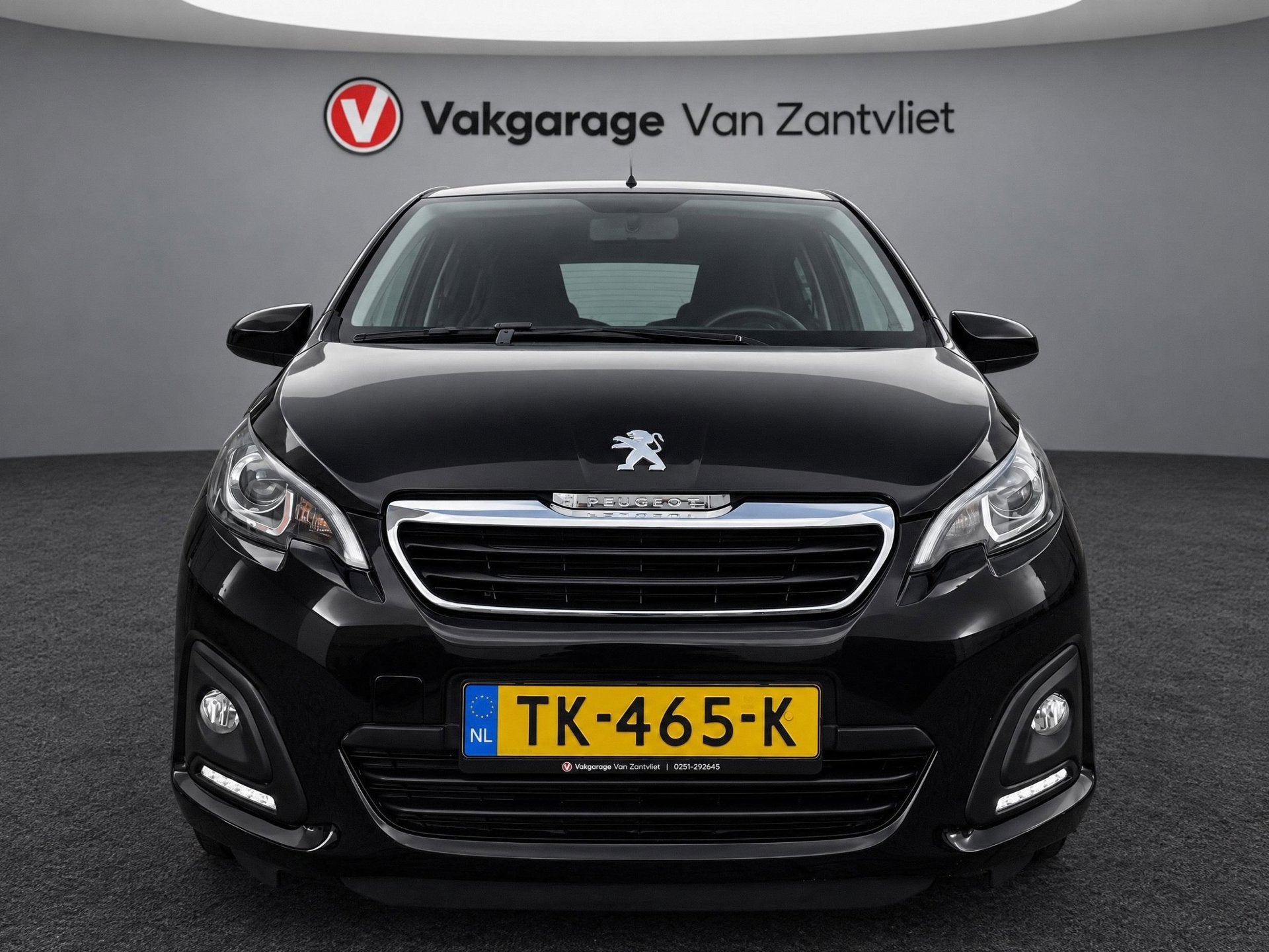 Peugeot 108 1.0 e-VTi Allure |12 mnd BOVAG-garantie| Carplay, 12 maanden, Stof, Gebruikt, 4 stoelen