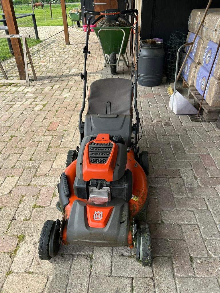 Husqvarna grasmaaier, Ophalen, Zo goed als nieuw, 50 cm of meer