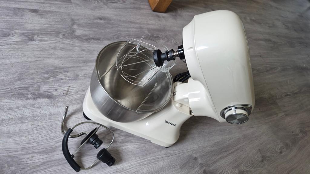 Tefal Keukenmachine QB14 - Krachtige Keukenhulp, Ophalen, Zo goed als nieuw, Vaatwasserbestendig, 3 snelheden of meer
