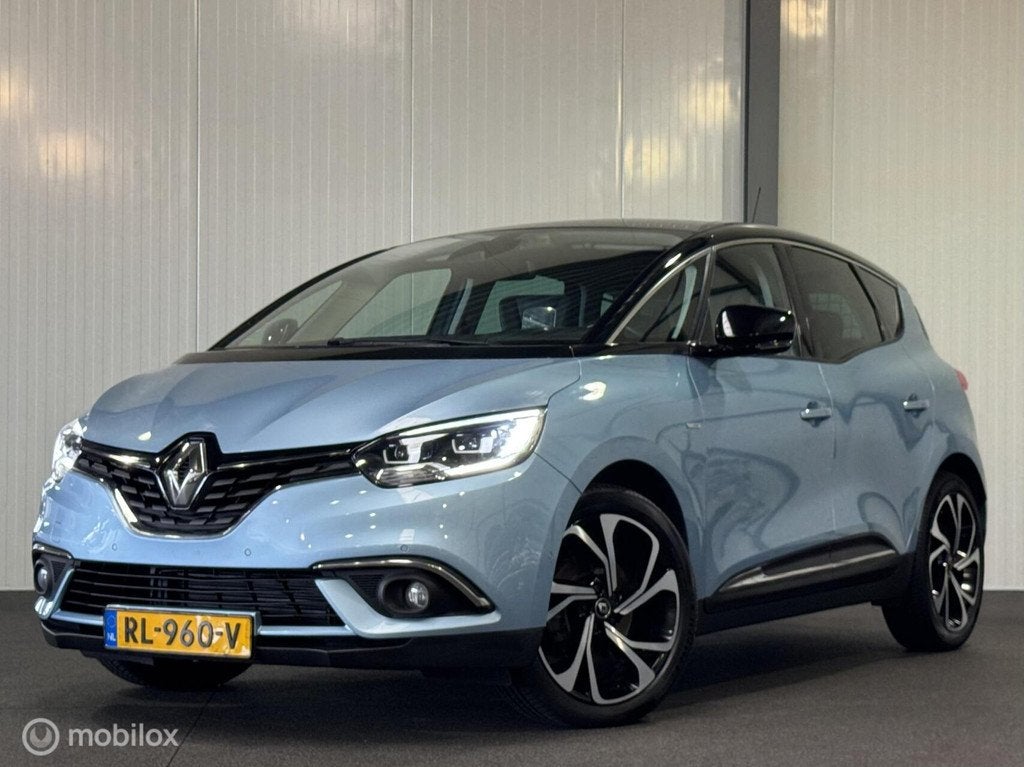 Renault Scenic 1.5 dCi Bose AUTOMAAT [ NAP pano trekhaak LED, 4 cilinders, 1850 kg, Blauw, Leder en Stof