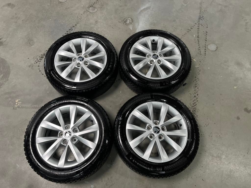 Set wielen skoda 5x112, Auto-onderdelen, Banden en Velgen, Ophalen, Gebruikt, 16 inch, 205 mm