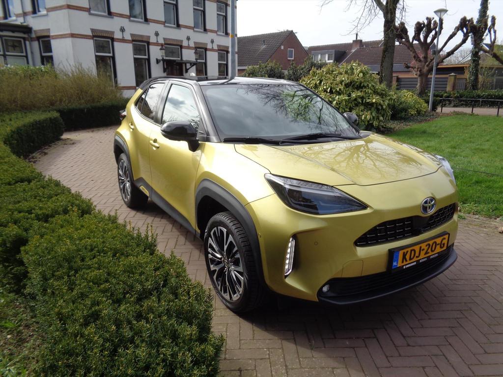 TOYOTA Yaris Cross 1.5 VVT-I Hybrid 116pk CVT Adventure Edit, Auto's, Toyota, 12 maanden, Gebruikt, Overige kleuren, Leder en Stof