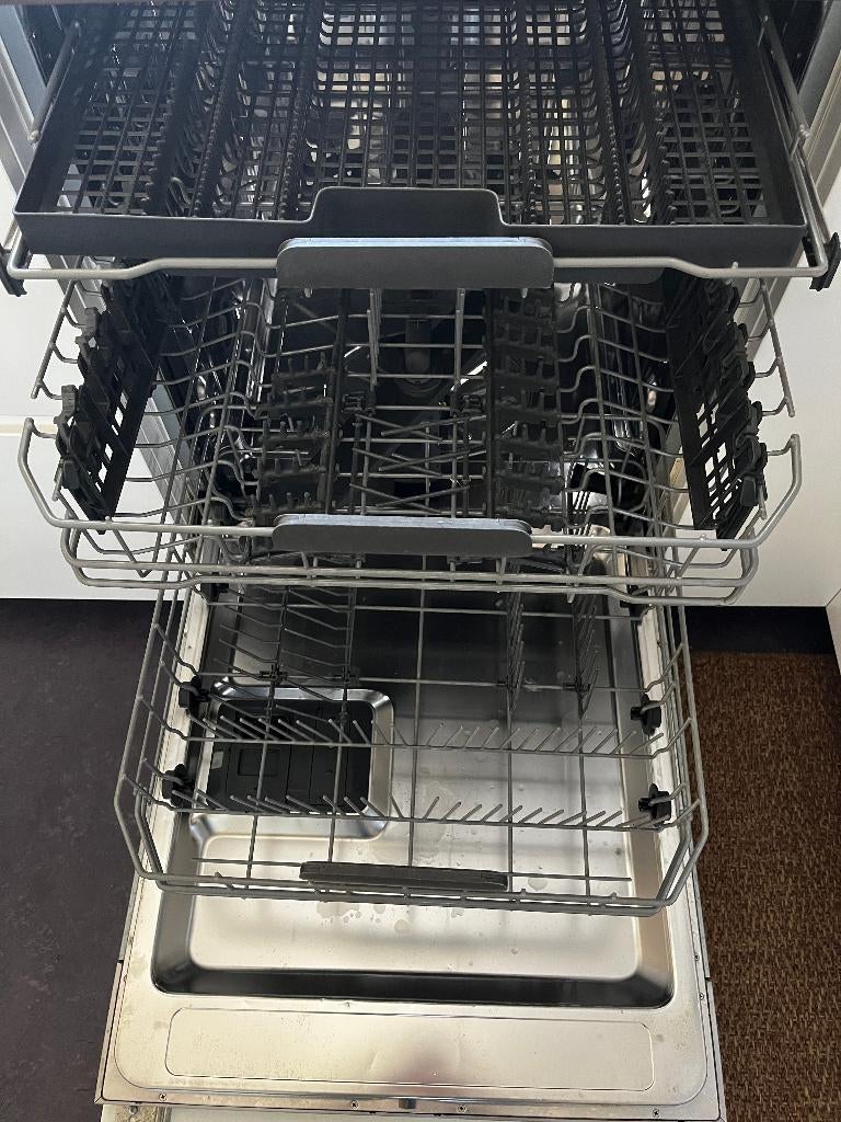 IKEA HYGIENISK AEG vaatwasser 60cm – werkt goed, Ophalen, Gebruikt, Inbouw, 85 tot 90 cm