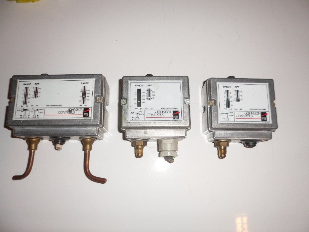 Drukcontrollers Johnson Controls Penn, Hobby en Vrije tijd, Ophalen of Verzenden, Gebruikt