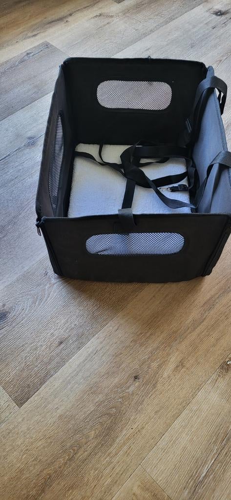 Reismand voor kleine hond
47x38x28 cm (lxbxh), Dieren en Toebehoren, Ophalen, Zo goed als nieuw
