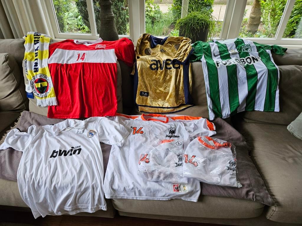 Voetbalshirts diverse clubs, Ophalen, Overige maten, Overige kleuren, Hardlopen of Fietsen