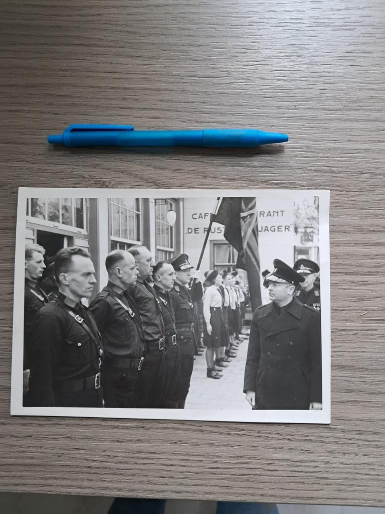 Pers foto mussert, Verzamelen, Verzenden, Nederland