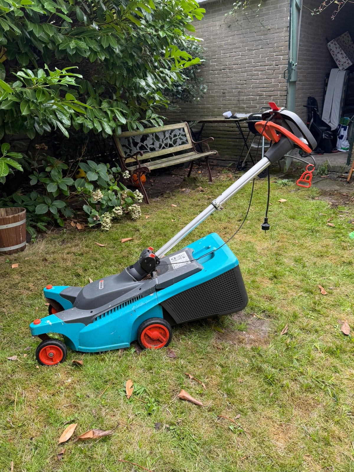 Gardena 34E elektrische grasmaaier – 1100W, 34 cm,, Tuin en Terras, Ophalen, Elektrische grasmaaier, Zo goed als nieuw, 40 t/m 49 cm