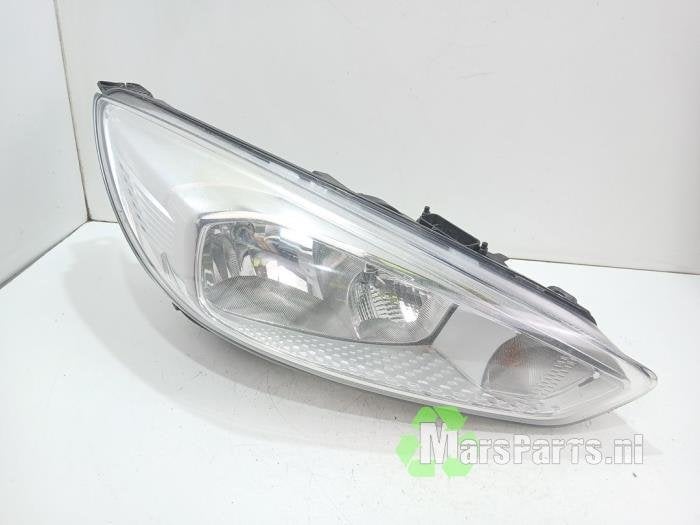 Koplamp rechts van een Ford Focus, Gebruikt, -, -, Ophalen of Verzenden