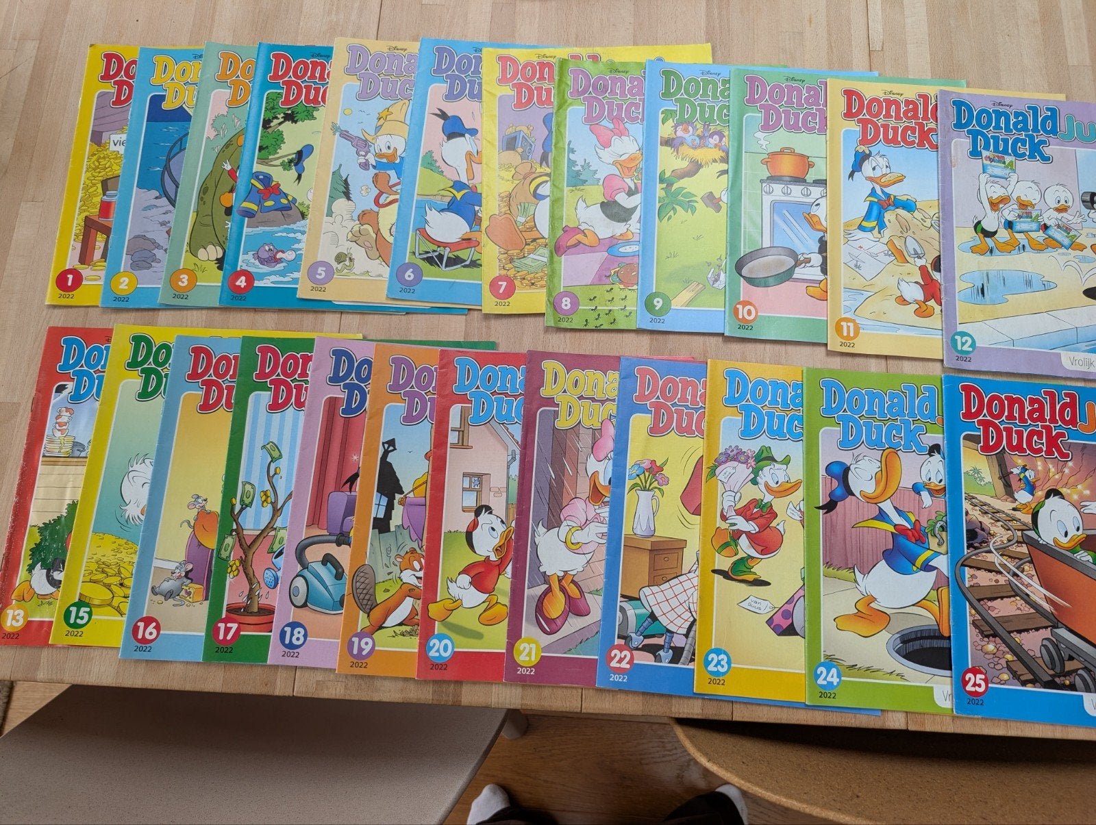 Donald Duck Junior - Bijna complete jaargang, Complete serie of reeks, Ophalen of Verzenden, Gelezen, Europa