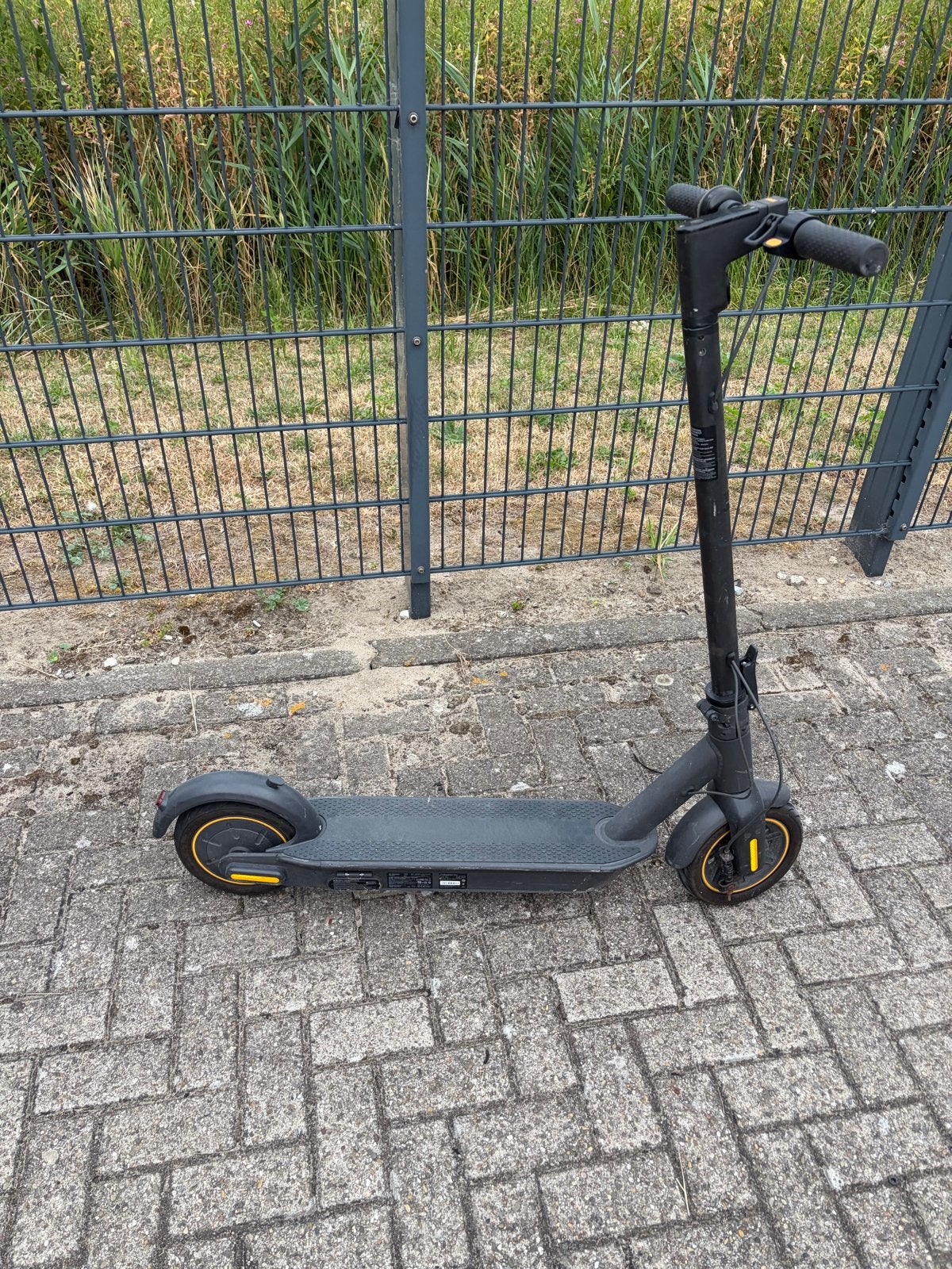 Ninebot Segway elektrische step (E-scooter), Fietsen en Brommers, Steps, Ophalen, Gebruikt, Elektrische step (E-scooter)