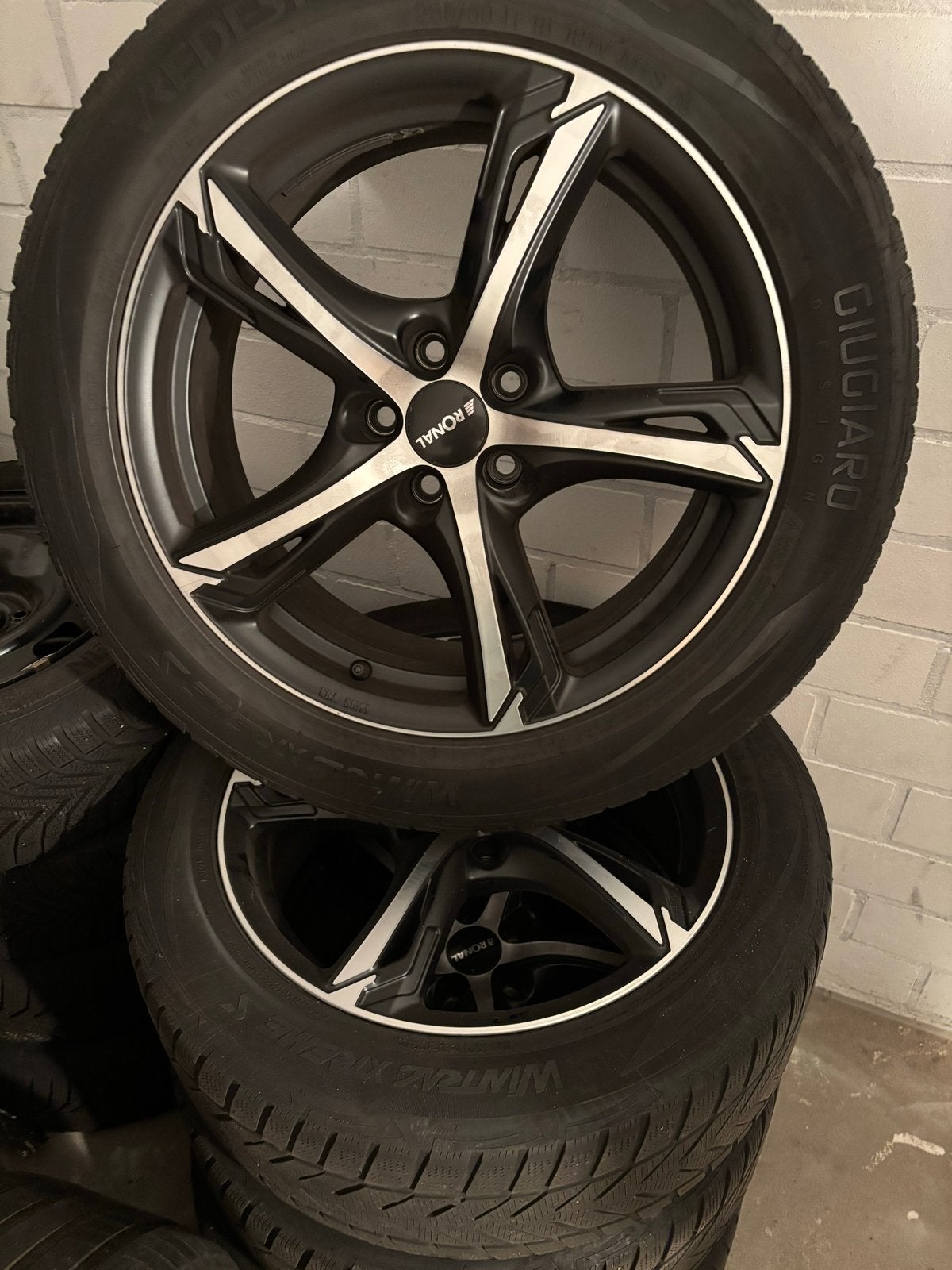 Winterbanden 18 inch voor o.a. Peugeot 3008, Ophalen, 18 inch, Gebruikt, Banden en Velgen