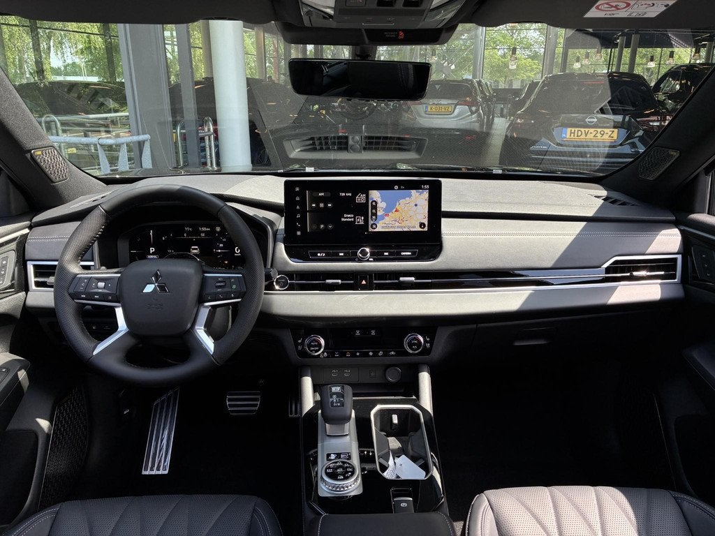 Mitsubishi Outlander 2.4 PHEV Black Edition | NIEUW & DIRECT, Auto's, Mitsubishi, Automaat, 2095 kg, Outlander, Euro 6