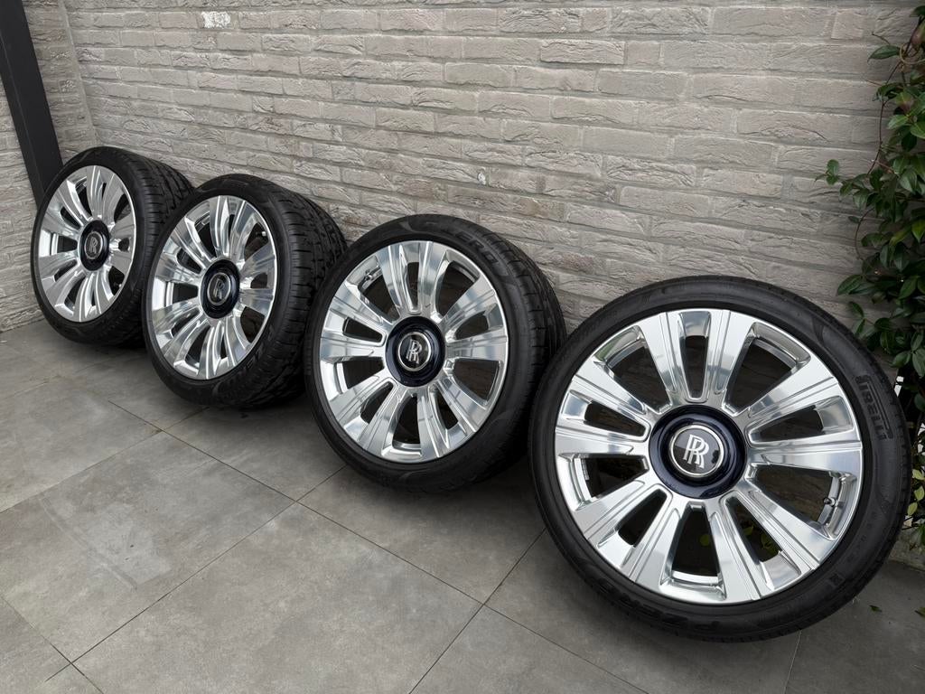 Rolls Royce Ghost 21 inch velgen met Pirelli banden, Gebruikt, 255 mm, Banden en Velgen, Personenwagen