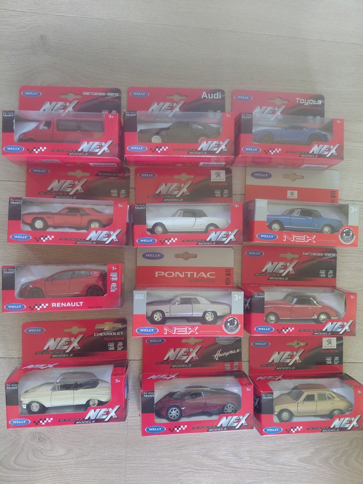 Partij van 12 st, Hobby en Vrije tijd, Modelauto's | Overige schalen, Ophalen of Verzenden, Nieuw, Auto