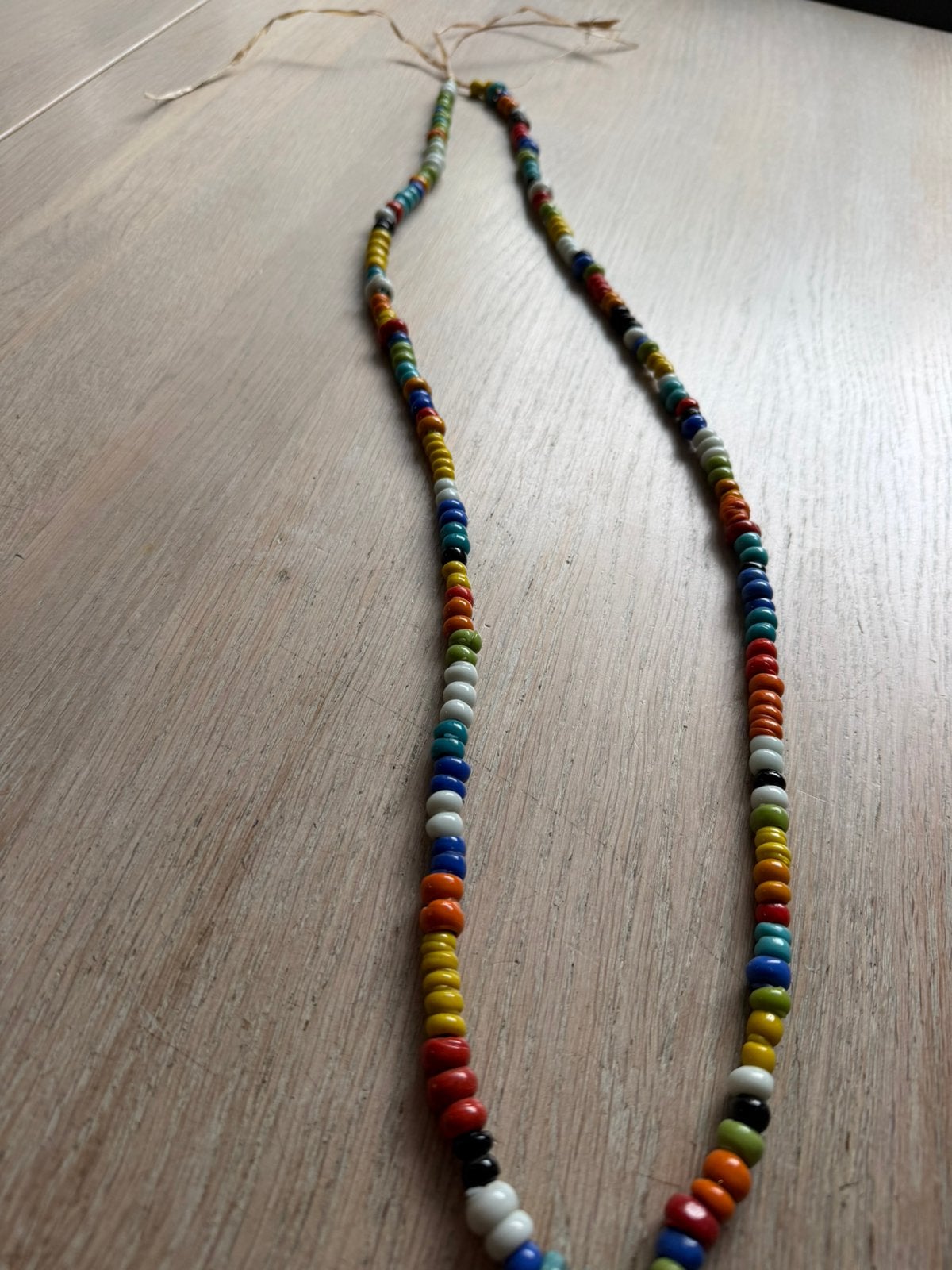 Lange ketting met oude Afrikaanse glaskralen, Verzenden, Zo goed als nieuw, Overige materialen