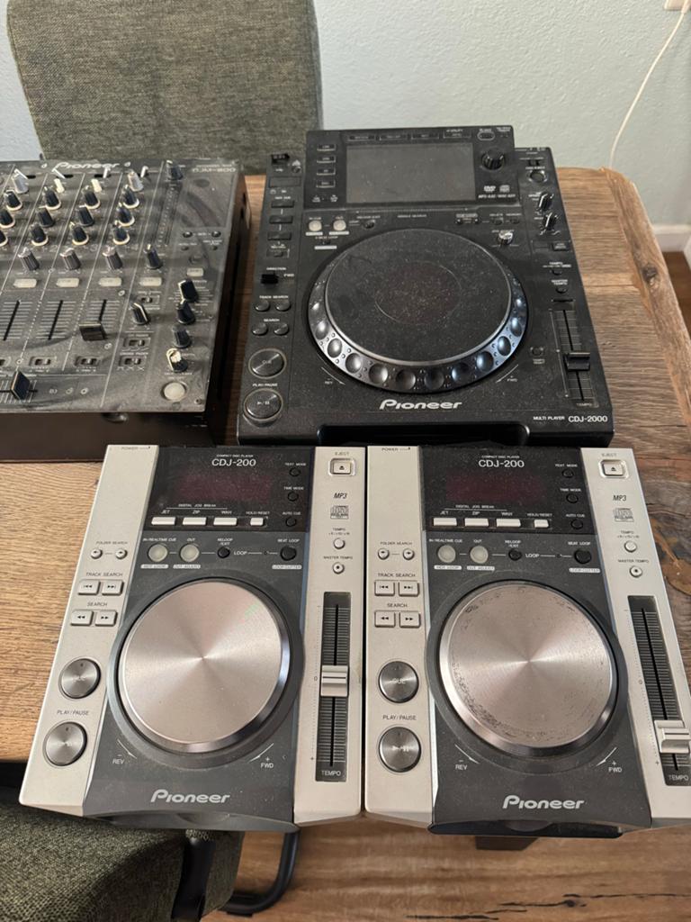 Pioneer DJ-set: CDJ-2000, CDJ-1000MK2, CDJ-200, DJM-800, Muziek en Instrumenten, Dj-sets en Draaitafels, Ophalen of Verzenden