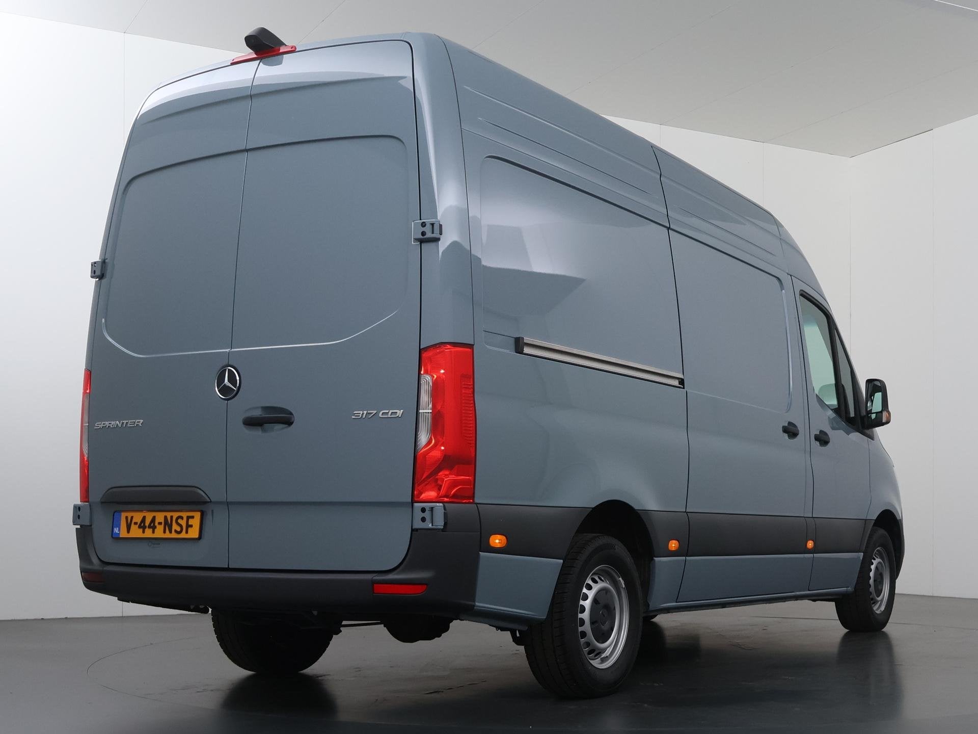 Mercedes-Benz Sprinter 317 CDI | Aut. | L2 H2 | Pro | Verwar, Auto's, Automaat, Gebruikt, Euro 6, 4 cilinders