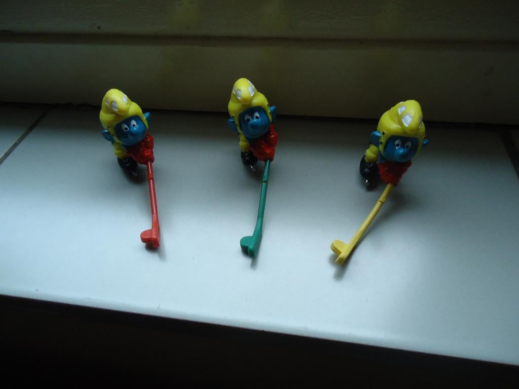 smurf 3 smurfen ijshockey, Ophalen of Verzenden, Zo goed als nieuw, Verschillende Smurfen, Poppetje, Figuurtje of Knuffel
