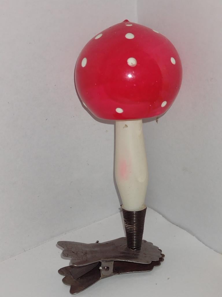 oude kerstbal paddestoel op knijper H 9,5 cm, Diversen, Kerst, Gebruikt, Ophalen