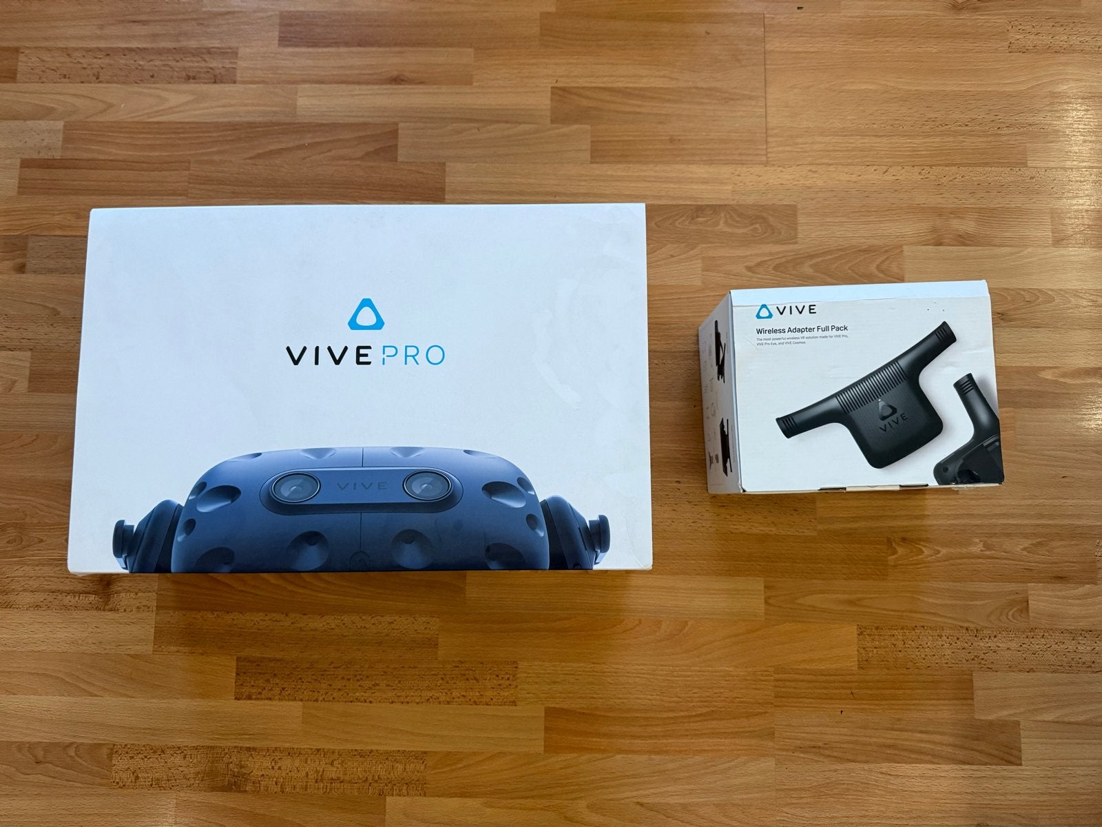 HTC Vive Pro2 Full Kit met Wireless Adapter, Spelcomputers en Games, Virtual Reality, Ophalen, Zo goed als nieuw, VR-bril, Pc