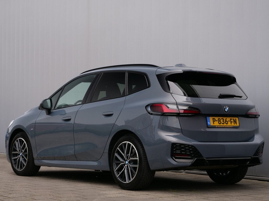 BMW 2 Serie Active Tourer 136pk M-Sport Automaat 218i Trekha, Auto's, BMW, 136 pk, Gebruikt, Origineel Nederlands, 3 cilinders