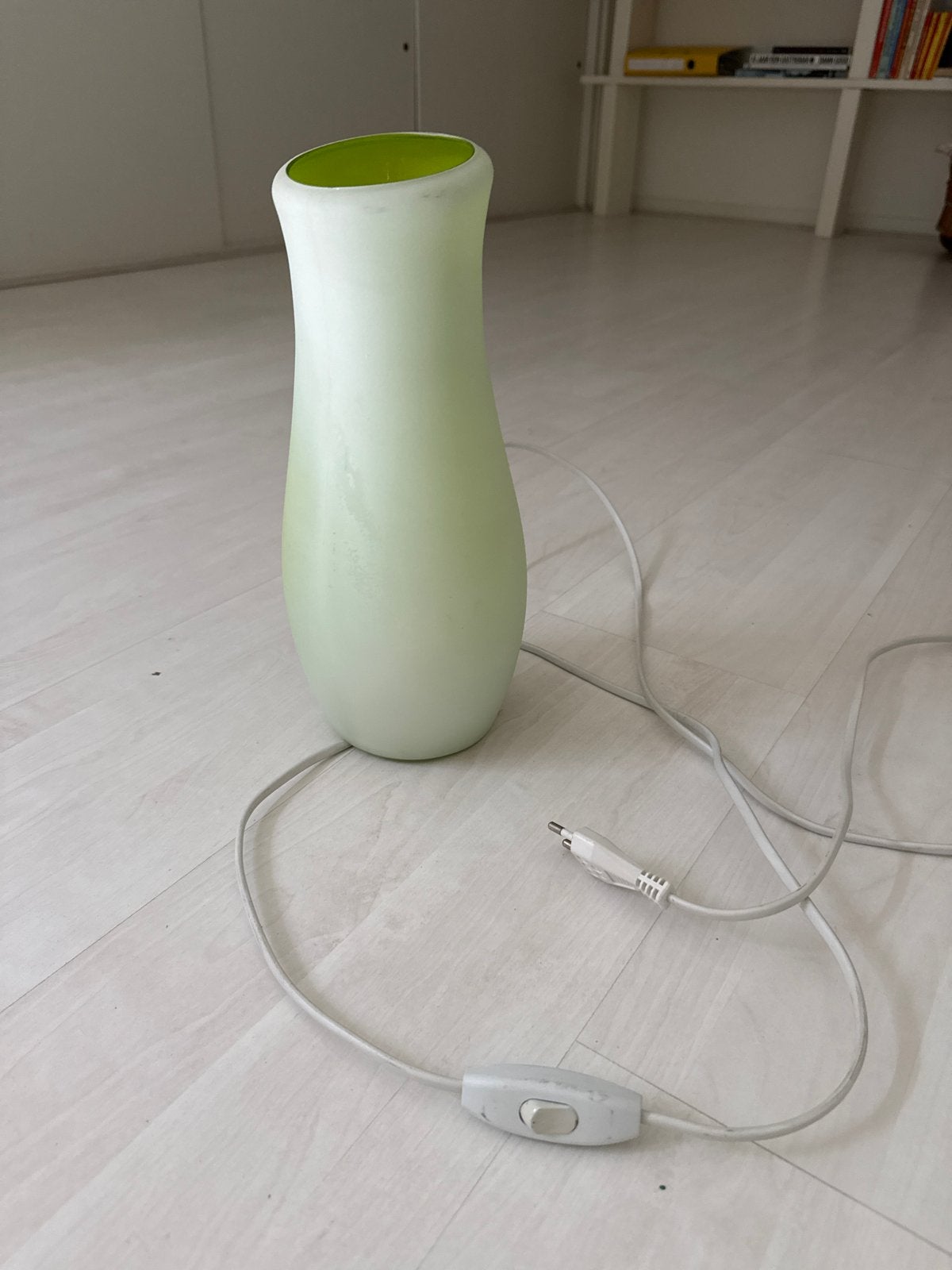 2x Groene Tafellampen - Sfeervolle Verlichting, Gebruikt, Glas, Groen, Ophalen