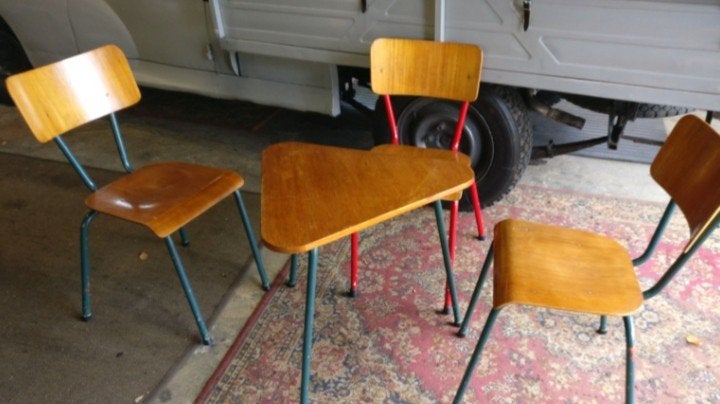 jaren 60-70 setje 3 stoeltjes met driehoeks tafel, Ophalen, Gebruikt, Overige kleuren, Drie