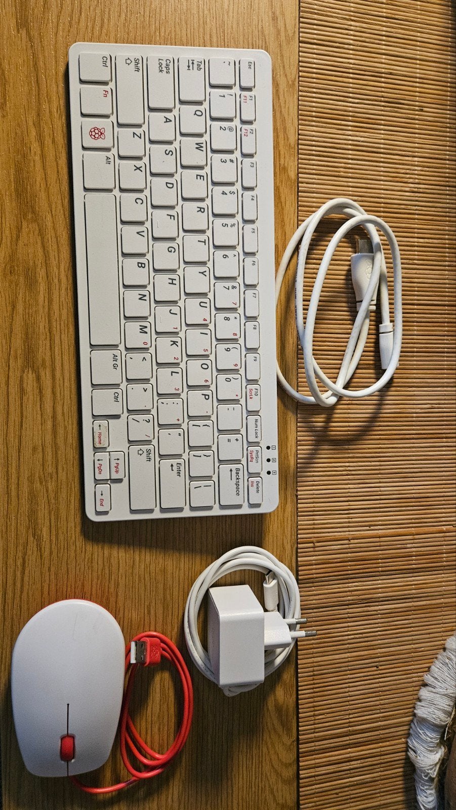 Raspberry Pi 400 Desktop Computer Kit - Zo goed als nieuw, Broadcom BCM2711, Zo goed als nieuw, Met videokaart, Raspberry Pi400