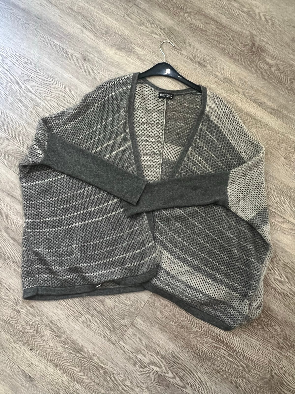 REPEAT Silver Edition vest - grijs, maat M, Ophalen of Verzenden, Zo goed als nieuw, Maat 38/40 (M), Grijs
