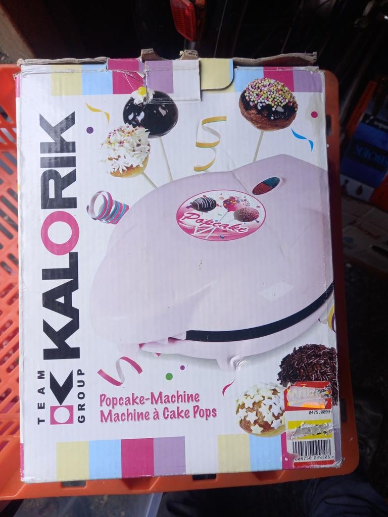 Popcake machine, Ophalen