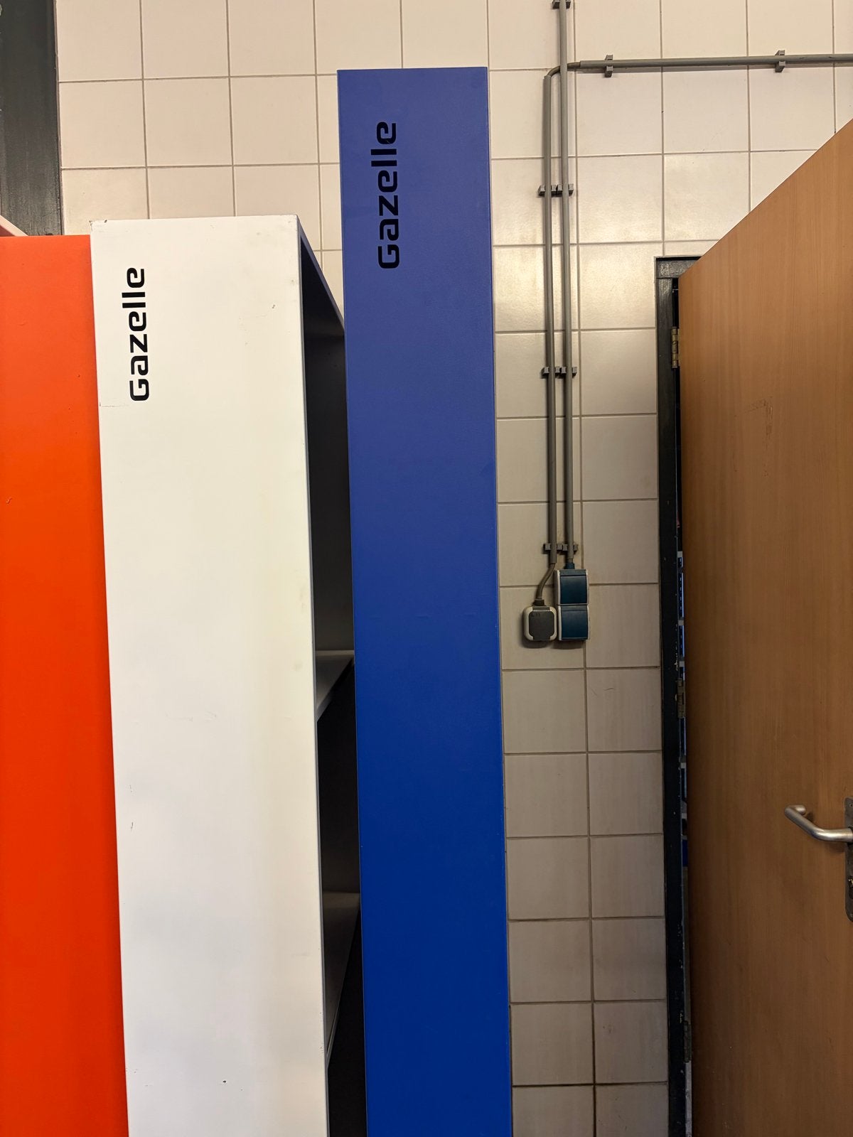 Gazelle Podium Blauw - Stijlvolle en Functionele Kast, Ophalen, Gebruikt