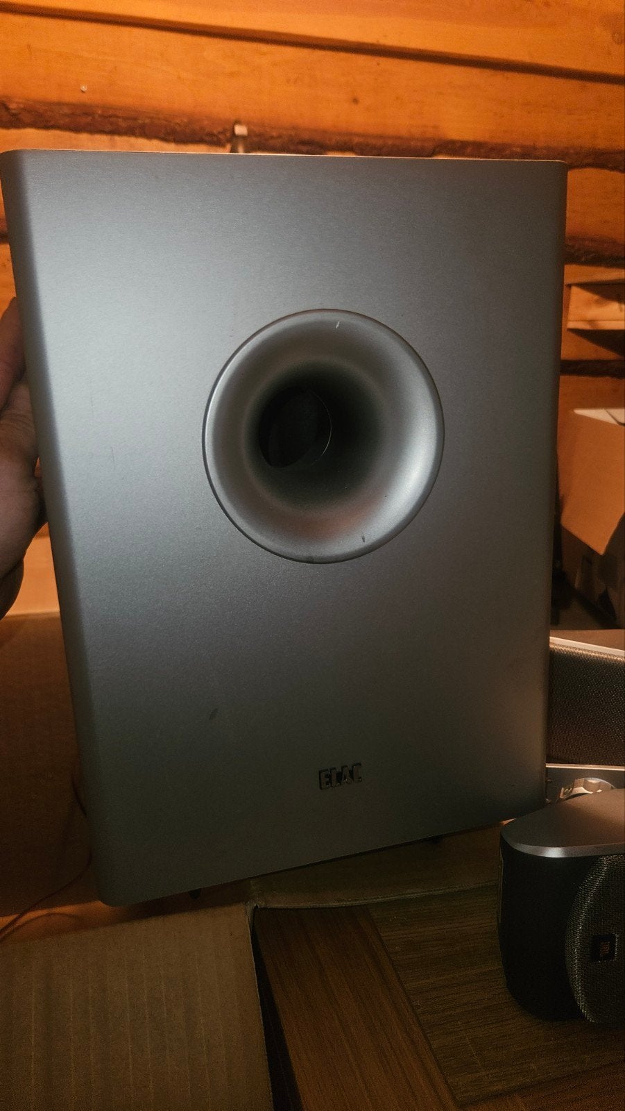 ELAC Powered Subwoofer - Krachtige Bass voor Thuisbioscoop, Gebruikt, Subwoofer, Ophalen of Verzenden, Geschikt voor surround/home cinema
