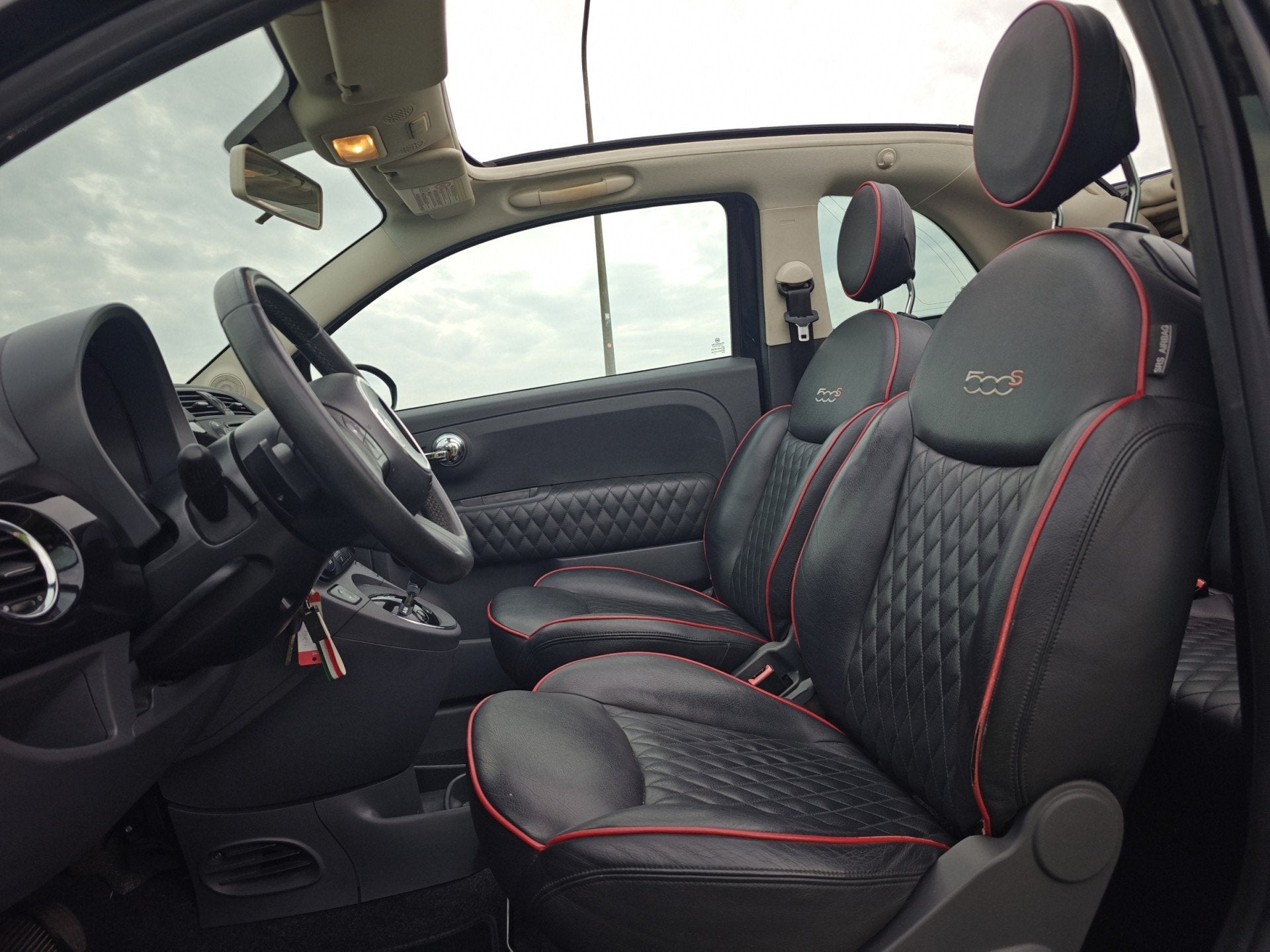 Fiat 500C 80pk Turbo Popstar | Automaat | Leder | Perfect on, Dealer onderhouden, Gebruikt, Cabriolet, Zwart
