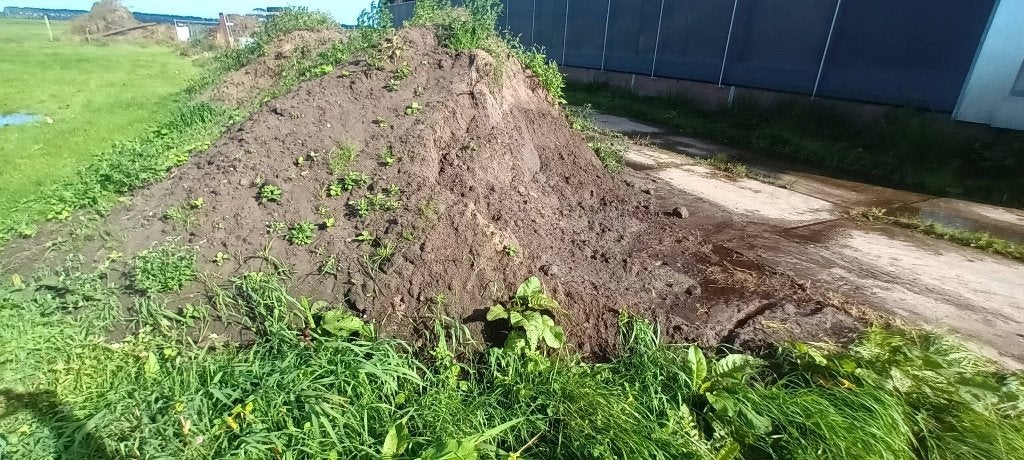 Grond 15 euro p k, Tuin en Terras, Ophalen of Verzenden, Zo goed als nieuw, Overige typen
