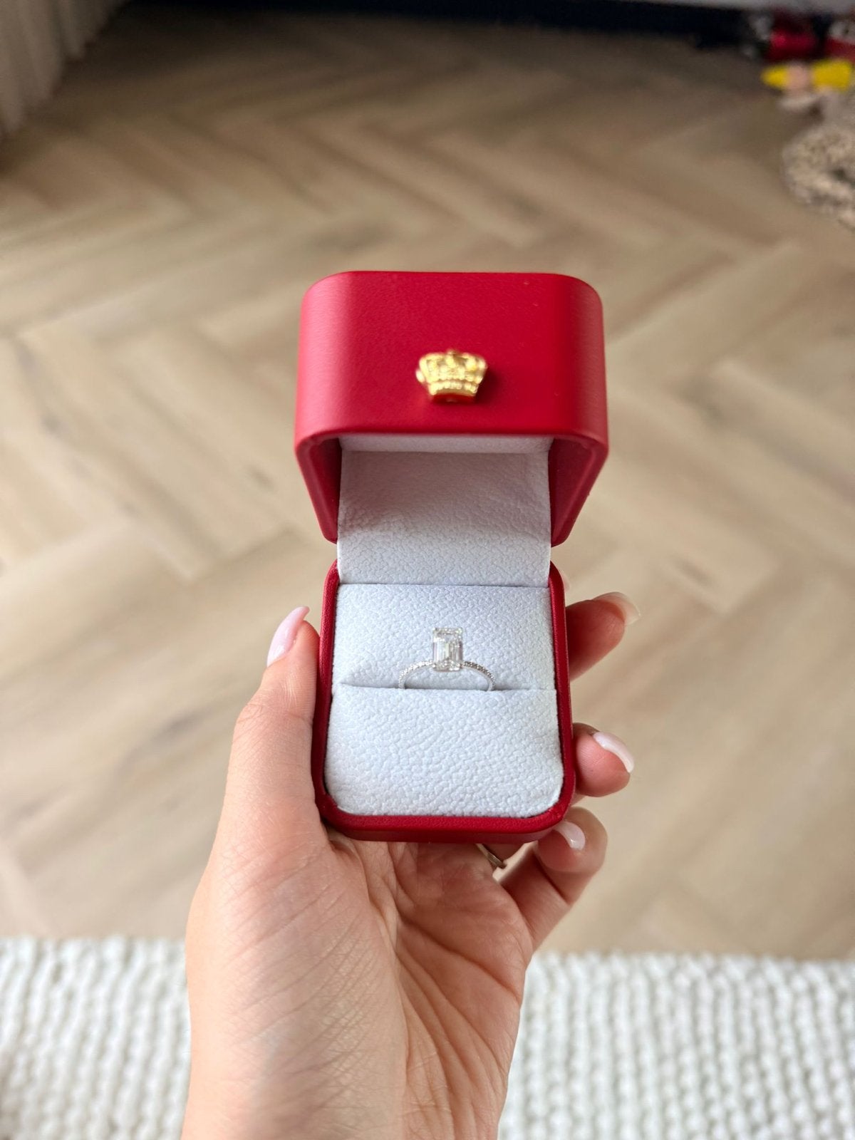 Prachtige 14K Witgouden 2.2 CT Emerald Solitaire Pavé Ring, Nieuw, Ophalen of Verzenden, 17 tot 18, Met edelsteen