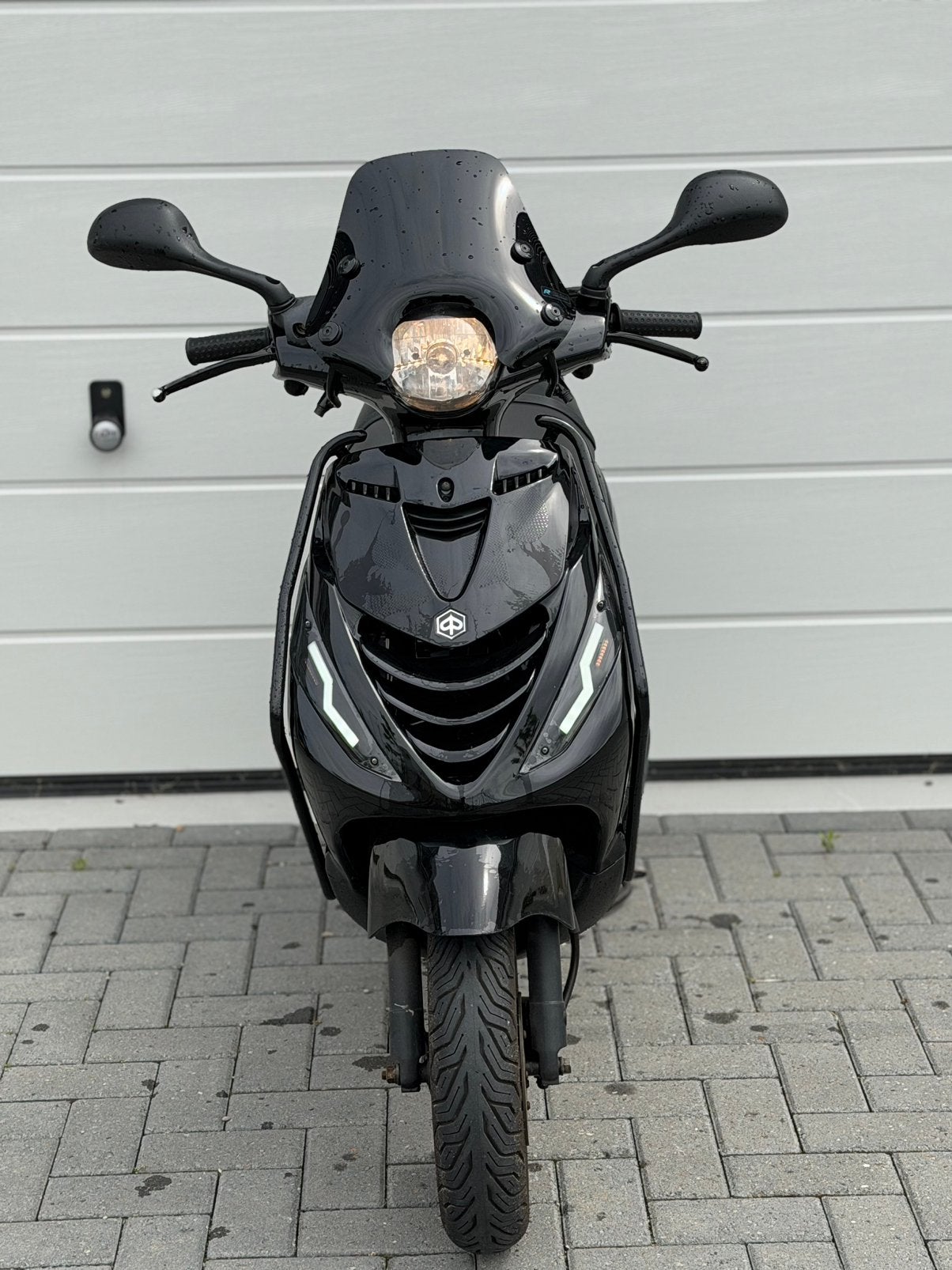 Piaggio zip 50cc iget 2019, Fietsen en Brommers, Scooters | Yamaha, Zo goed als nieuw, Overige modellen, Benzine, Ophalen