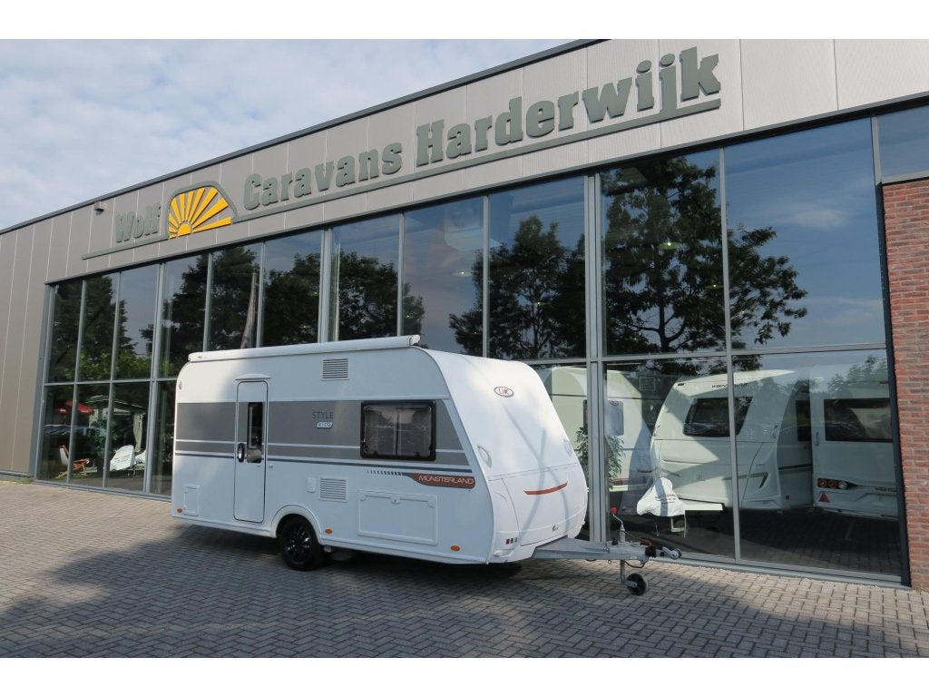 LMC Style 410 D MOVER+CASSETTEL.+VOORTENT, Caravans en Kamperen, Dwarsbed, Schokbreker, Bedrijf, Treinzit