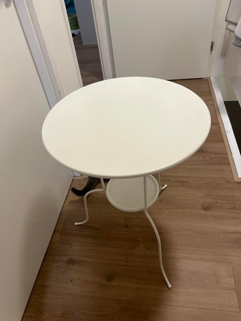 Wit bijzettafeltje ikea lindved, 45 tot 60 cm, Minder dan 55 cm, Gebruikt, Metaal of Aluminium