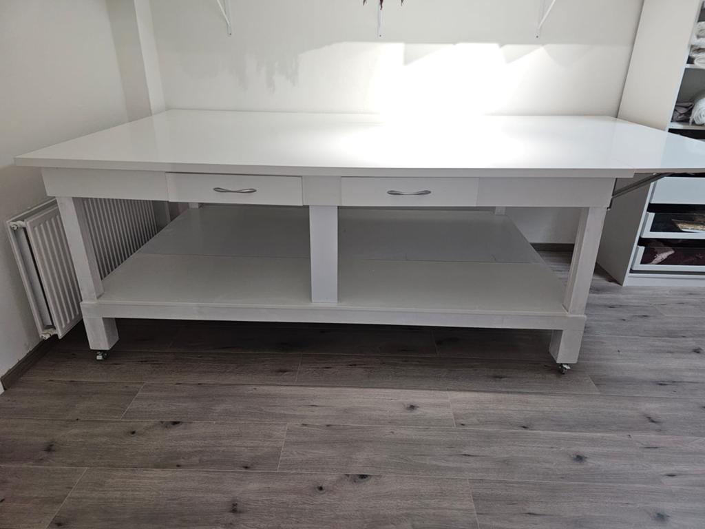 Werk tafel, Doe-het-zelf en Verbouw, Werkbanken, Ophalen of Verzenden, Zo goed als nieuw