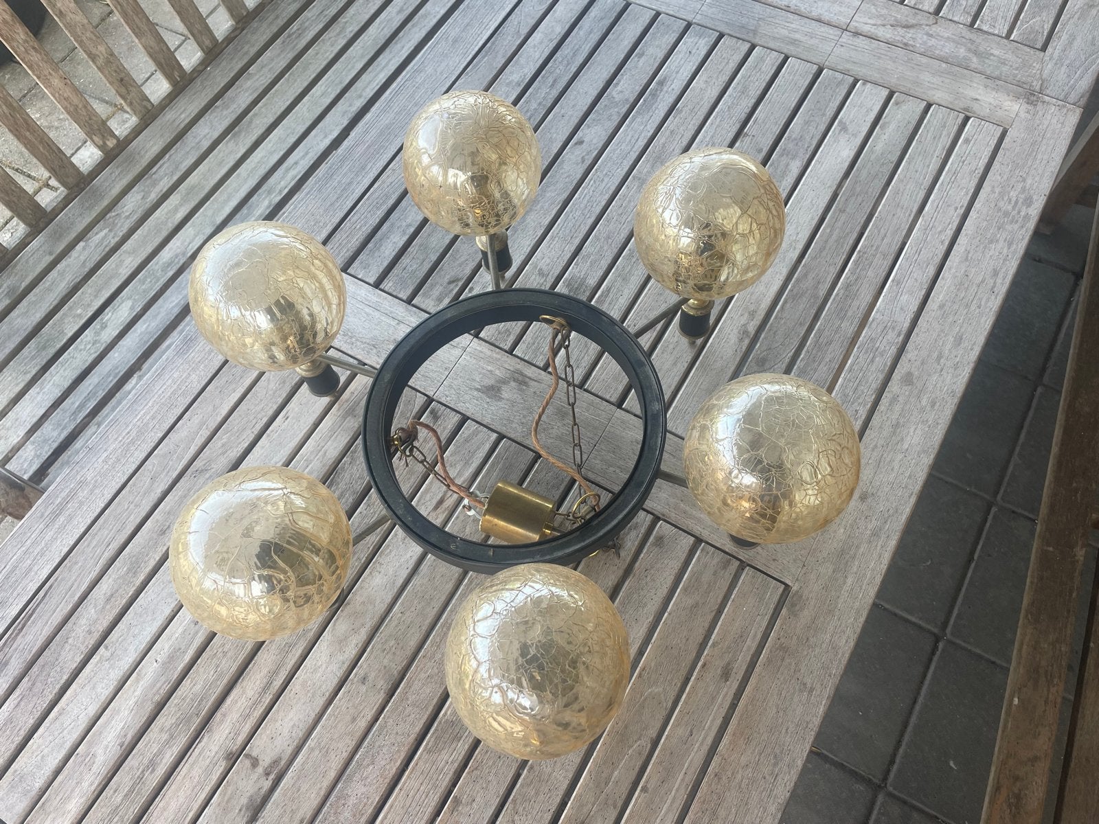 T.E.A.B.: Vintage Kroonluchter met 6 Glazen Bollen, Ophalen, Gebruikt, Glas