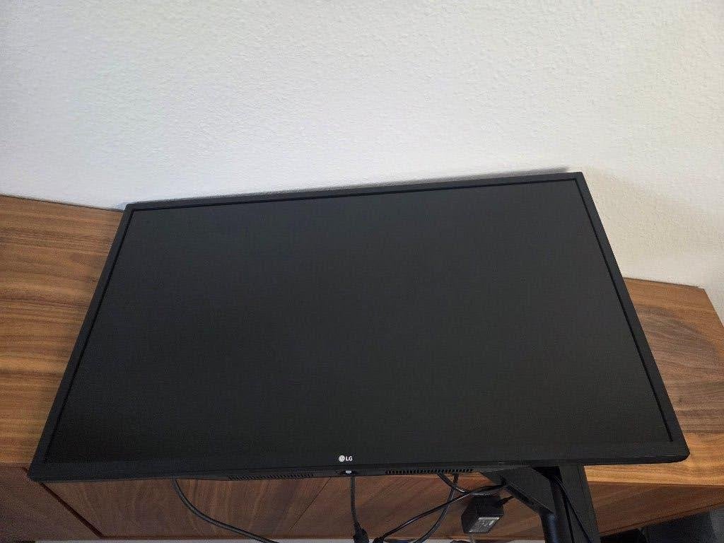 LG 32UK580-B 31,5 inch 4K HDR monitor met Ergo arm, Computers en Software, Monitoren, Ophalen, IPS, Kantelbaar, LG Electronics