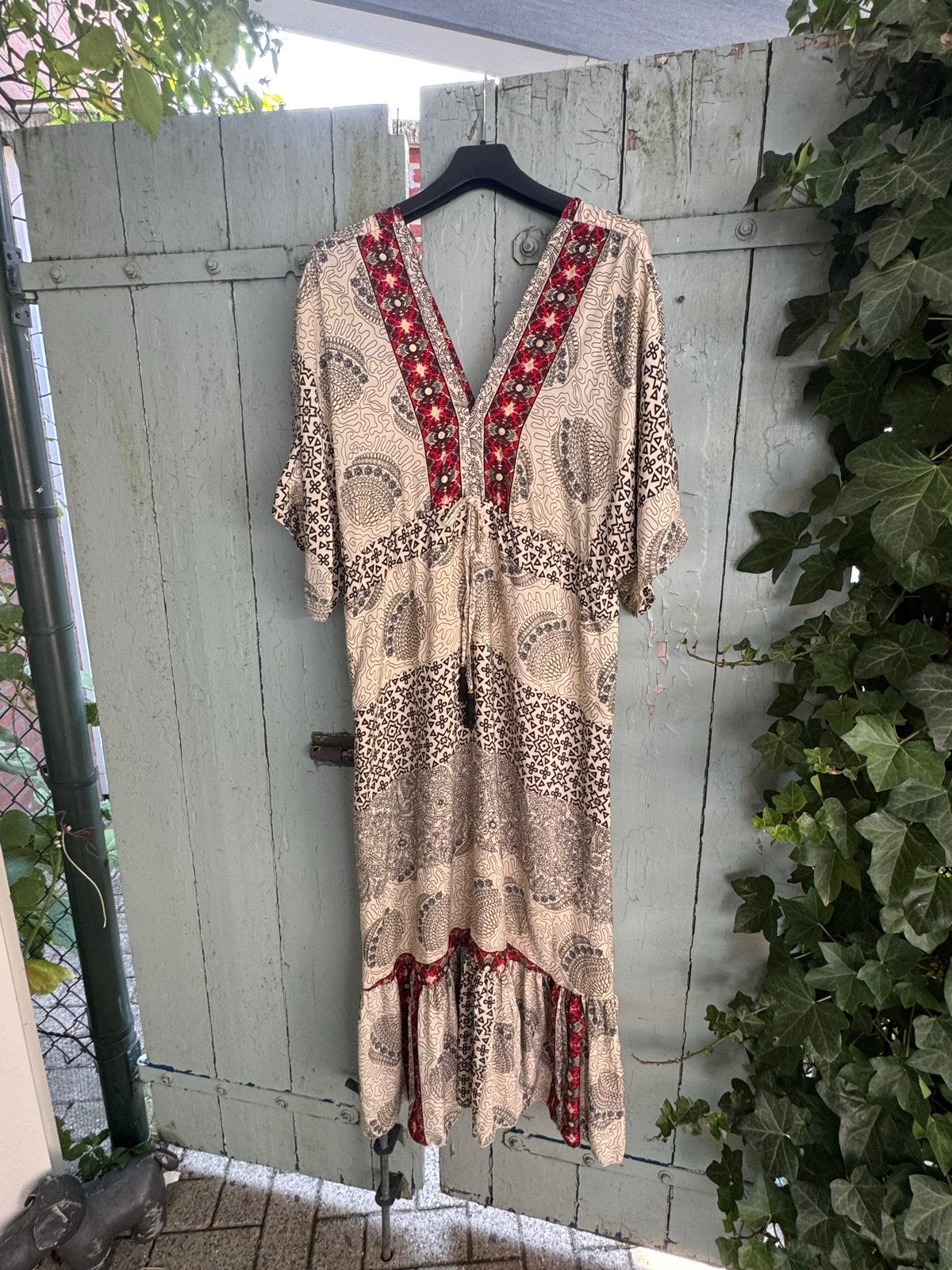 Boho Maxi lange Jurk 1.40 met Print en Rode Details xl/ xxl, Meerkleurig, Maat 46/48 (XL) of groter, Ophalen of Verzenden, Zo goed als nieuw