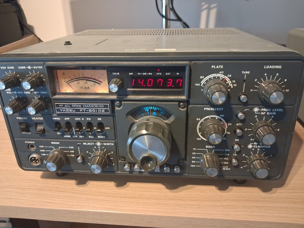 Yeasu HF All Mode Transceiver FT-901DE en ant. tuner FC-901, Telecommunicatie, Ophalen, Gebruikt, Zender en Ontvanger