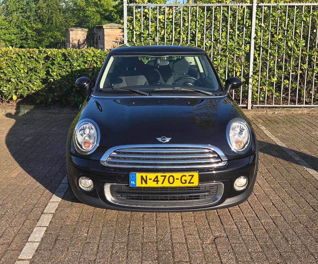 Mini 1.6 ONE 55KW 2013 Zwart, Auto's, Voorwielaandrijving, Euro 5, Stof, 74 pk