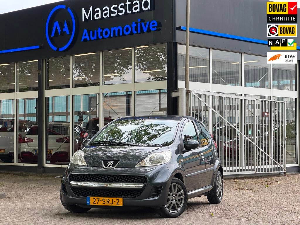 Peugeot 107 1.0-12V XS NWE APK Airco Lage KMS, Voorwielaandrijving, Euro 5, Stof, Gebruikt