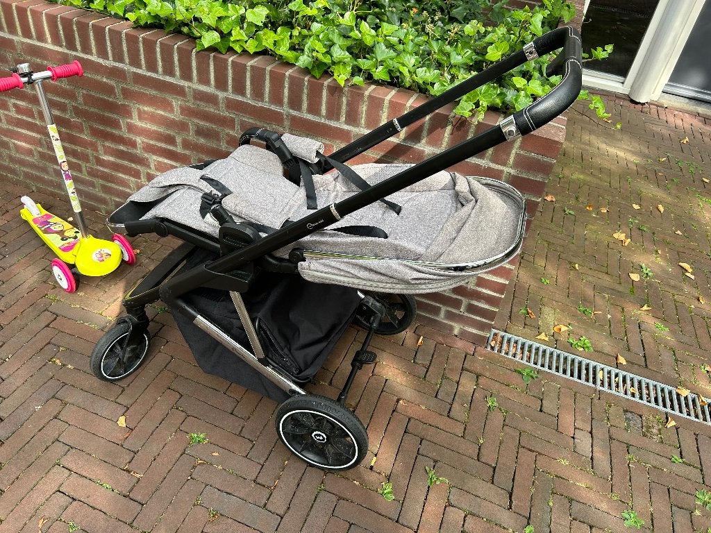 Kinderwagen, Ophalen of Verzenden, Zo goed als nieuw, Kinderwagen, Overige merken